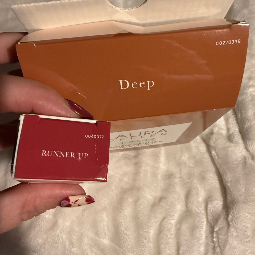 Laura Geller foundation, highlighter, and lip oil bundle - Picture 2 of 9